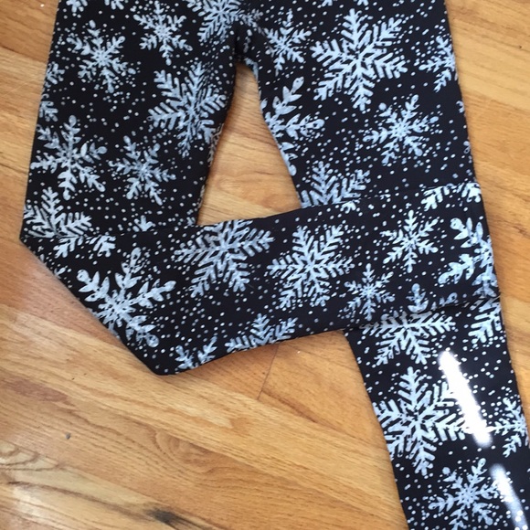 Snowflake leggings - Picture 3 of 4